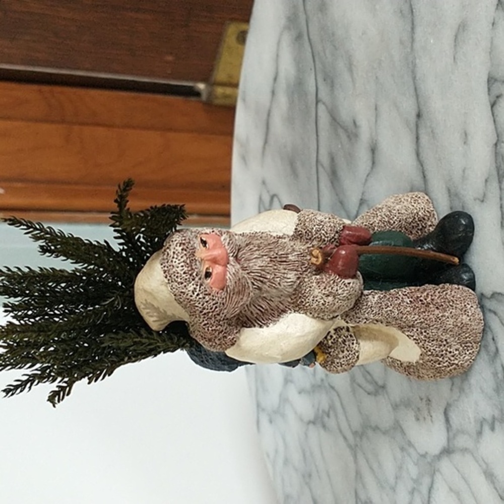 Old World Santa Figurine for Holidays Christmas 4" Tall